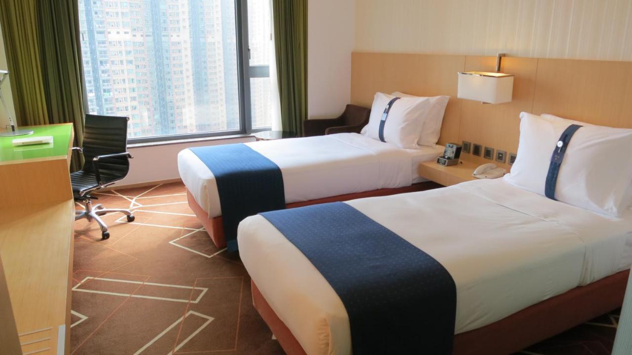 Holiday Inn Express Hong Kong Kowloon East, An Ihg Hotel Esterno foto